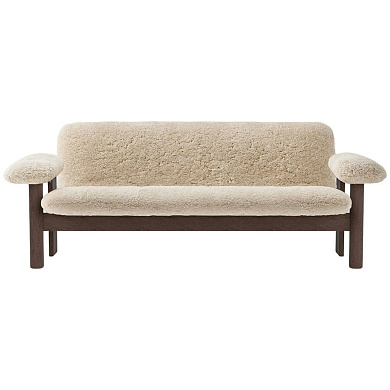 71023-005781 Audo Copenhagen Brasilia 2-местный диван, тёмный мореный дуб / овчина Nature