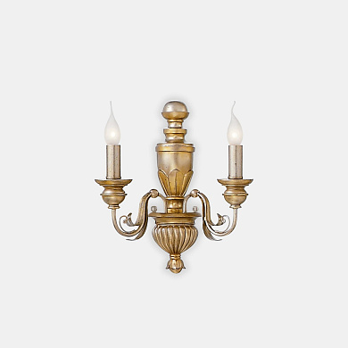 двухрожковое настенное бра из металла цвета античного золота с фигурным основанием