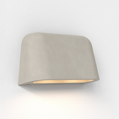 настенный светильник с двойным купольным корпусом из бетона