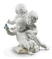 1009174 Lladro Children s Curiosity фарфоровая фигурка двух детей с книгой — фото 3