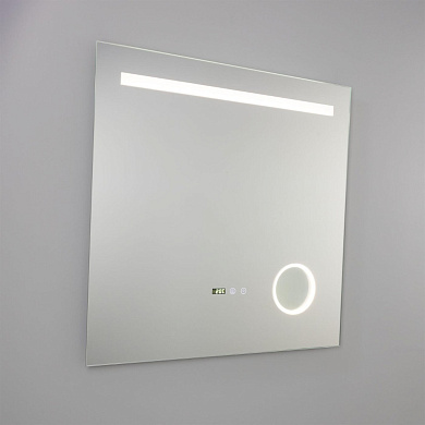 квадратное настенное зеркало с LED-подсветкой