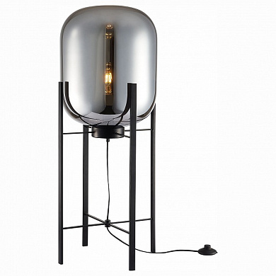 торшер с овальным стеклянным плафоном на высоком металлическом основании