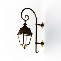 Avenue 4 N° 5; Clear PMMA E27 105W; Gold patina