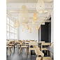 437 Koura David Trubridge Подвесной светильник каплевидной формы из фанеры зелёного оттенка — фото 4