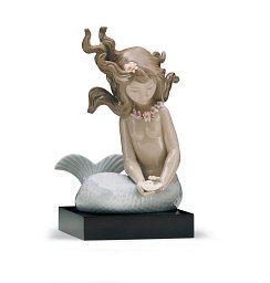 Фарфоровая статуэтка русалки с раковиной Mirage Mermaid Lladro 01001415