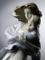 Фарфоровая статуэтка матери с сыном Loving Touch Lladro 01008519 — фото 2