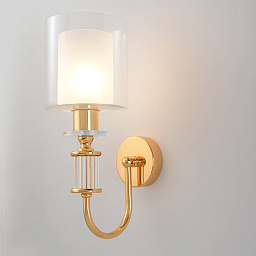 ELENA AP1 GOLD Crystal Lux ELENA настенное бра с цилиндрическим стеклянным плафоном и золотым кронштейном