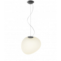 FN1680071EMN_10 Foscarini Gregg люстра с плавными линиями и плафоном из белого стекла