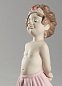 Фарфоровая статуэтка играющей девочки Girl's Fun Lladro 01009377 — фото 2
