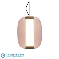 подвесной светильник с металлическим абажуром и латунным основанием