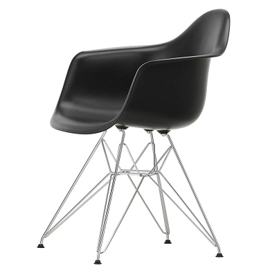 4055737200472 Eames Vitra Стул обеденный с подлокотниками, черный/хром