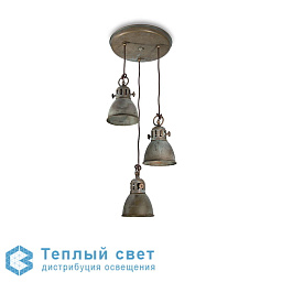 подвесная люстра с тремя колоколообразными плафонами на цепях