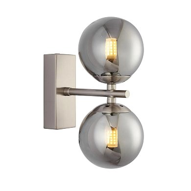 Бра Favourite Varietas 2650-2W — никелированное бра с двумя дымчатыми стеклянными шарами