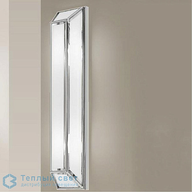 настенный светильник с вытянутым зеркальным плафоном и металлическими вставками