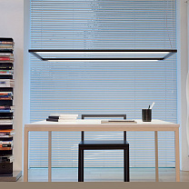 SPIGOLO - Suspension horizontale/Noir