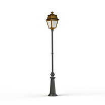 Avenue 2 N° 9; Opal PMMA Built-in LED 2700°K warm white 13W; Tinted lacquered brass