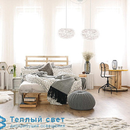 02011 X2 + 4089 Umage Eos подвесной светильник с легким перьевым абажуром белого оттенка