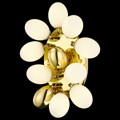 накладной потолочный светильник с округлыми плафонами на золотистом основании