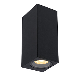 уличный настенный светильник чёрного цвета с направленным вниз светом