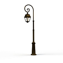 Avenue 2 N° 8; Clear glass E27 105W; Gold patina