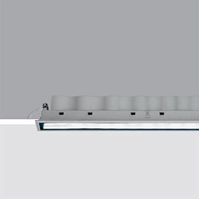 Встраиваемый в потолок светильник Laser 413x44x54 мм iGuzzini