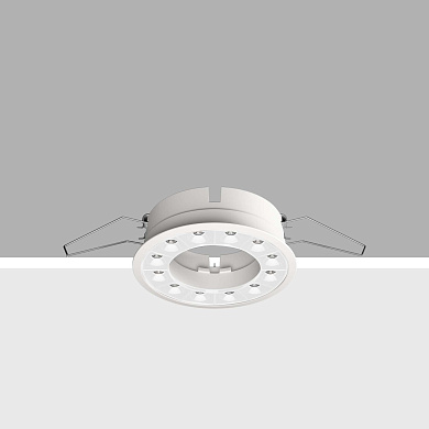 Встраиваемый в потолок светильник Blade-R ø125mm iGuzzini