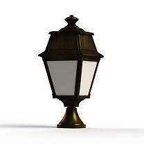 Avenue 2 N° 5; Opal PMMA Built-in LED 2700°K warm white 13W; Gold patina