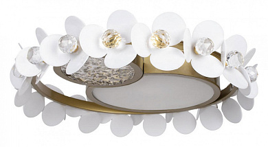 потолочная люстра с декоративными кольцами золотого цвета