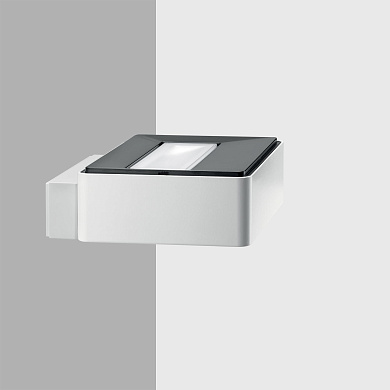 Настенный светильник View wall mounted 210x144mm iGuzzini