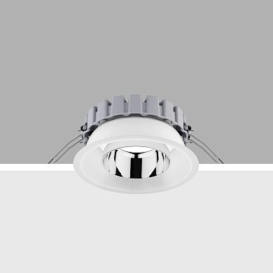 Встраиваемый в потолок светильник Easy-Space UGR<19 iGuzzini