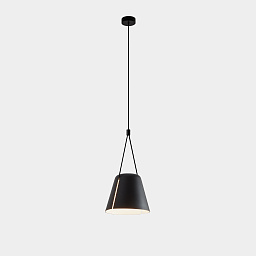 00-7389-05-05 Leds C4 Attic подвесной светильник с коническим плафоном черного цвета