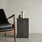 71009-002121 Audo Copenhagen Plinth Высокий приставной столик 51x30 см, мрамор Marquina — фото 1