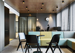 накладной светильник черный