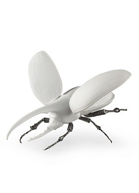 Фарфоровая статуэтка жука-геркулеса Hercules Beetle Lladro, белая матовая 01009479