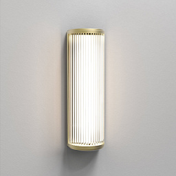 1380031 Astro lighting Versailles настенный светильник вертикальный с рифлёным стеклом матовое золото