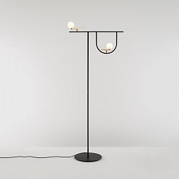 1102010A Artemide Yanzi торшер с шарообразным плафоном на прямой стойке и кольцевым держателем