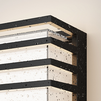 настенный светильник черного цвета с горизонтальными ламелями