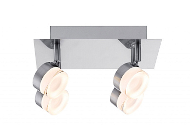 потолочный светильник с четырьмя источниками света