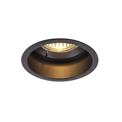 встраиваемый потолочный светильник черного цвета с золотистой внутренней вставкой