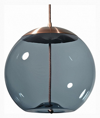 подвесной светильник с шарообразным плафоном из синего стекла