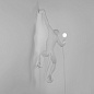 SE14881 Seletti MONKEY LAMP Висящая левая рука — в помещении — фото 3