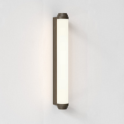1477005 Astro lighting Burlington настенный светильник с вытянутым плафоном и бронзовыми элементами IP44