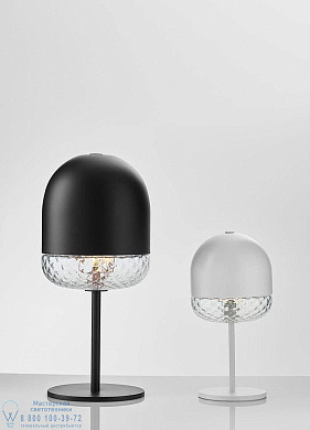 настольный светильник с полусферическим плафоном и декоративной вставкой из прозрачного стекла