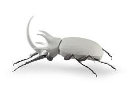 01009478 Lladro White Insects фарфоровая фигурка белого жука
