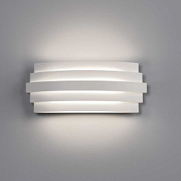 A38400B ACB Iluminacion Luxur настенный светильник с горизонтальными ламелями, белый корпус