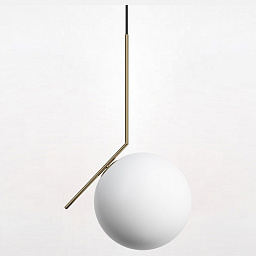 40.623 Imperiumloft Michael Anastassiades подвесной светильник с шаровым плафоном и золотистой стойкой