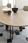 Shibumi Овальный стол из ясеня и металлическая основа Porada