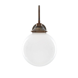 MLBWL135 Mullan Lighting Pelagia настенный светильник на изогнутом кронштейне с опаловым стеклянным шаровым плафоном