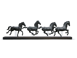 1009085 Lladro Movement фарфоровая композиция бегущих лошадей