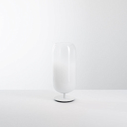 1409220A Artemide Gople настольная лампа с цилиндрическим плафоном из матового белого стекла